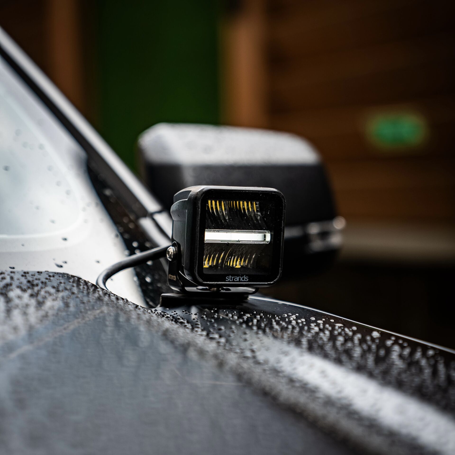 Strands - Siberia QB | Qube Light | Work Light LED